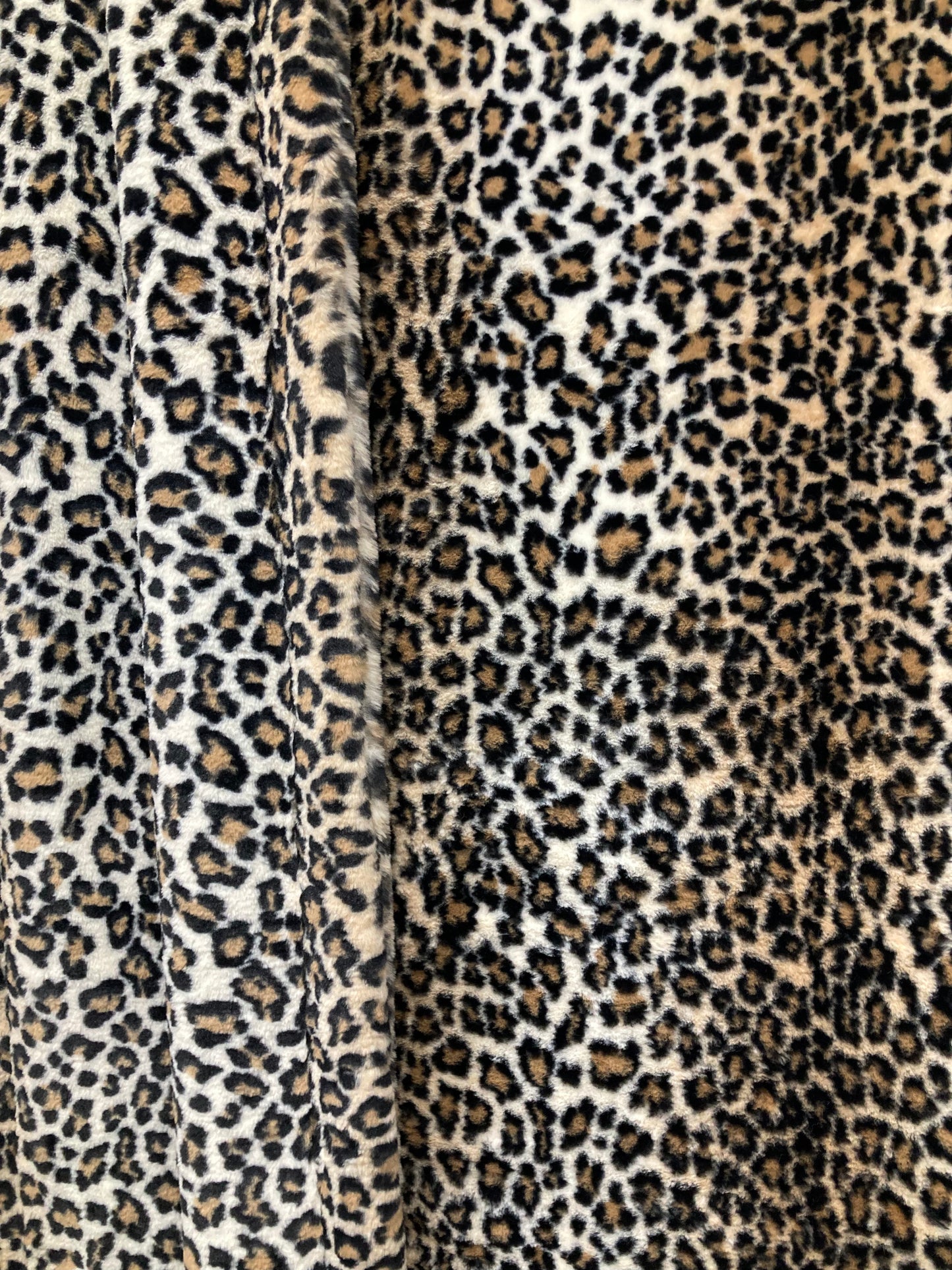 Ivory Leopard Seal Blanket