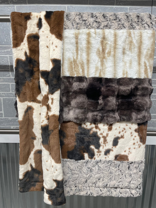Adult- Espresso Frosted Bella, Pony, Espresso PomPom, Natural/Sand Nube; Pony Seal backing