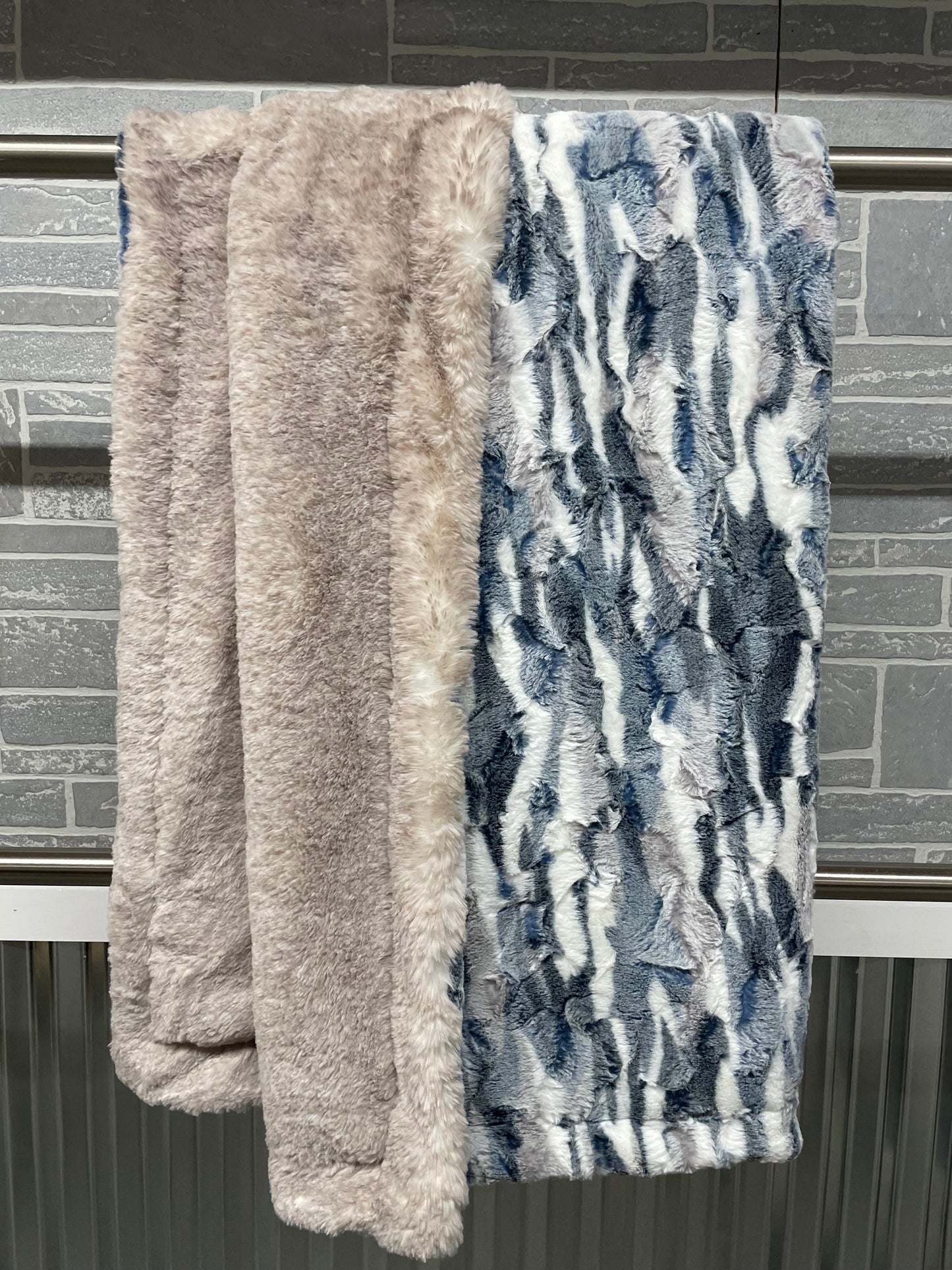 Oversized Throw- Navy Frosted Himalayan/ Sandstone Arctic Fox backing