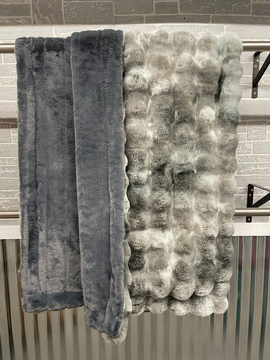 Taylor Lewis - Adult Silver PomPom with Slate Sydney backing
