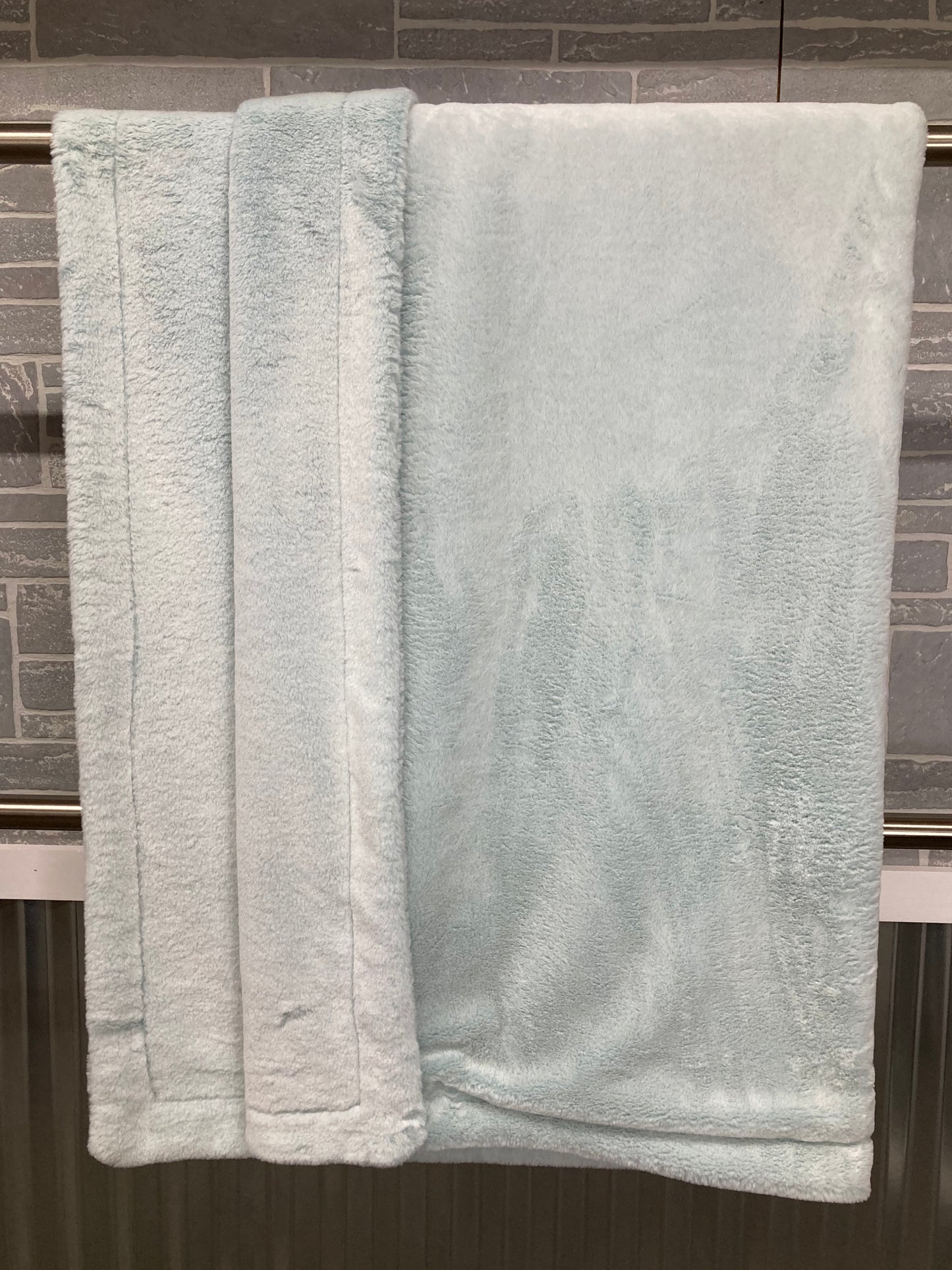 Cool Mint Frosty Blanket