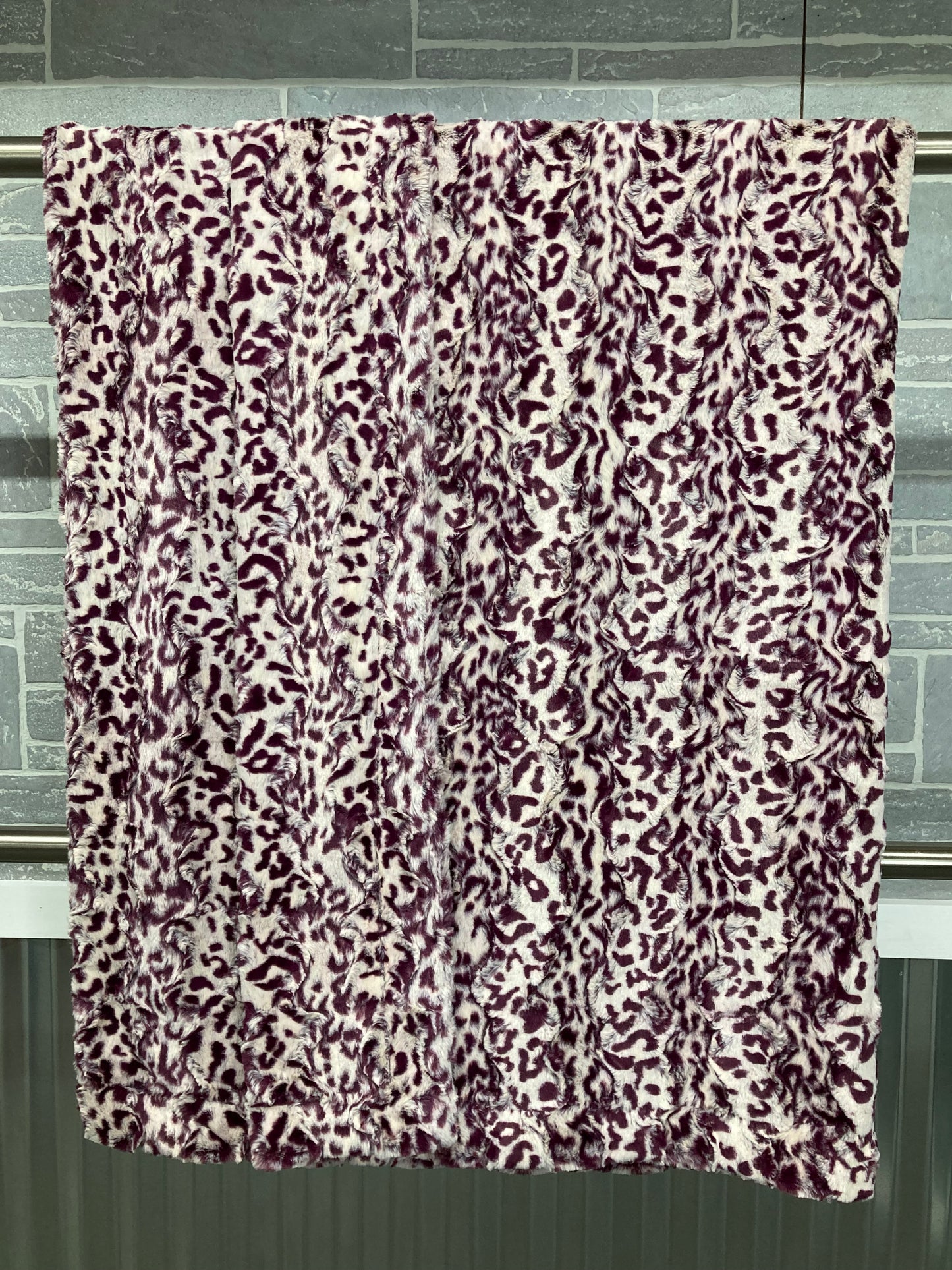 Plumwine Bobcat Blanket