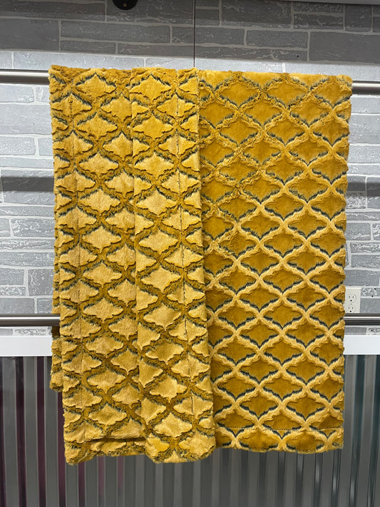 Golden Frosted Lattice Luxe