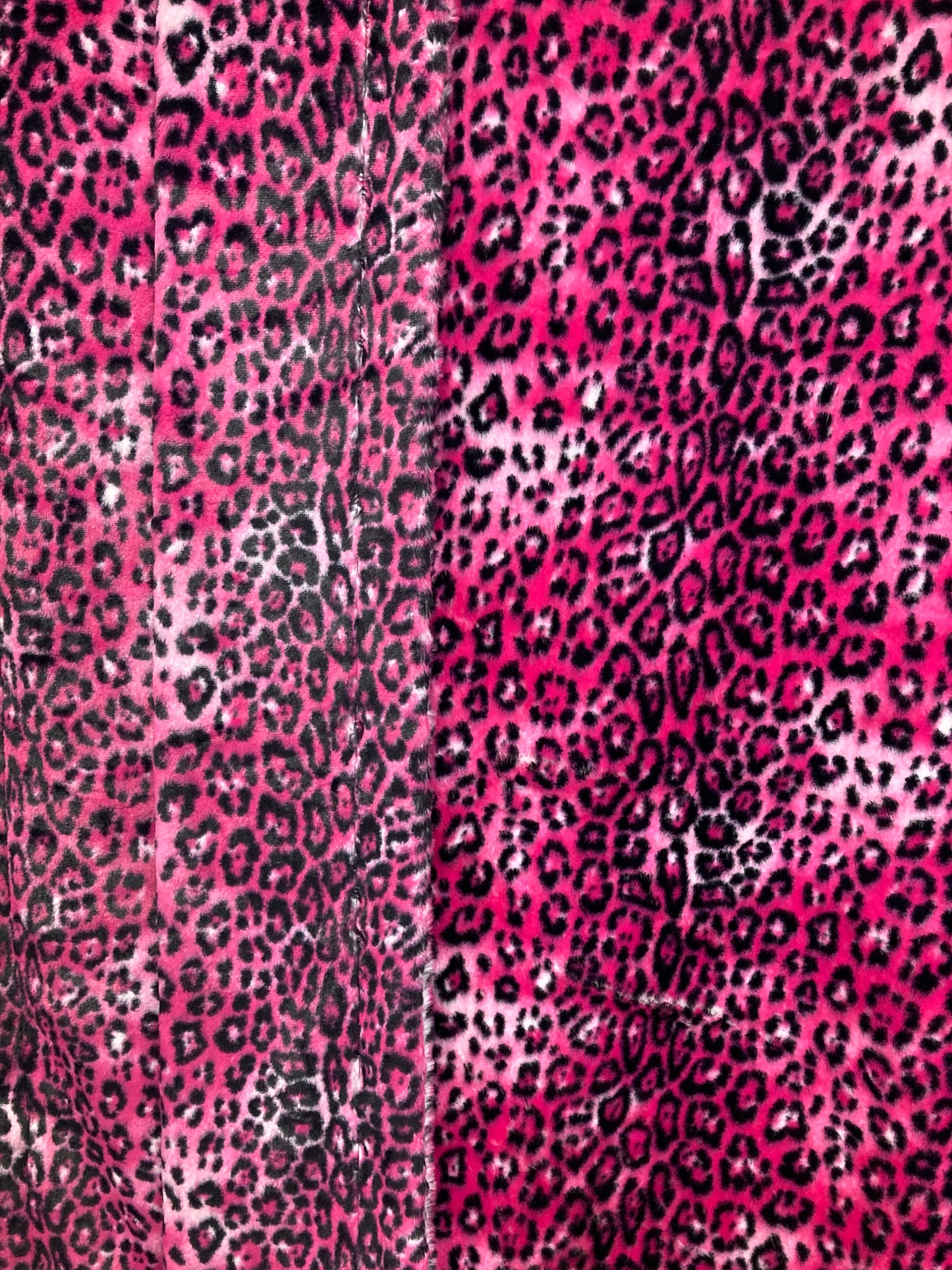 Cerise Big Cat Blanket