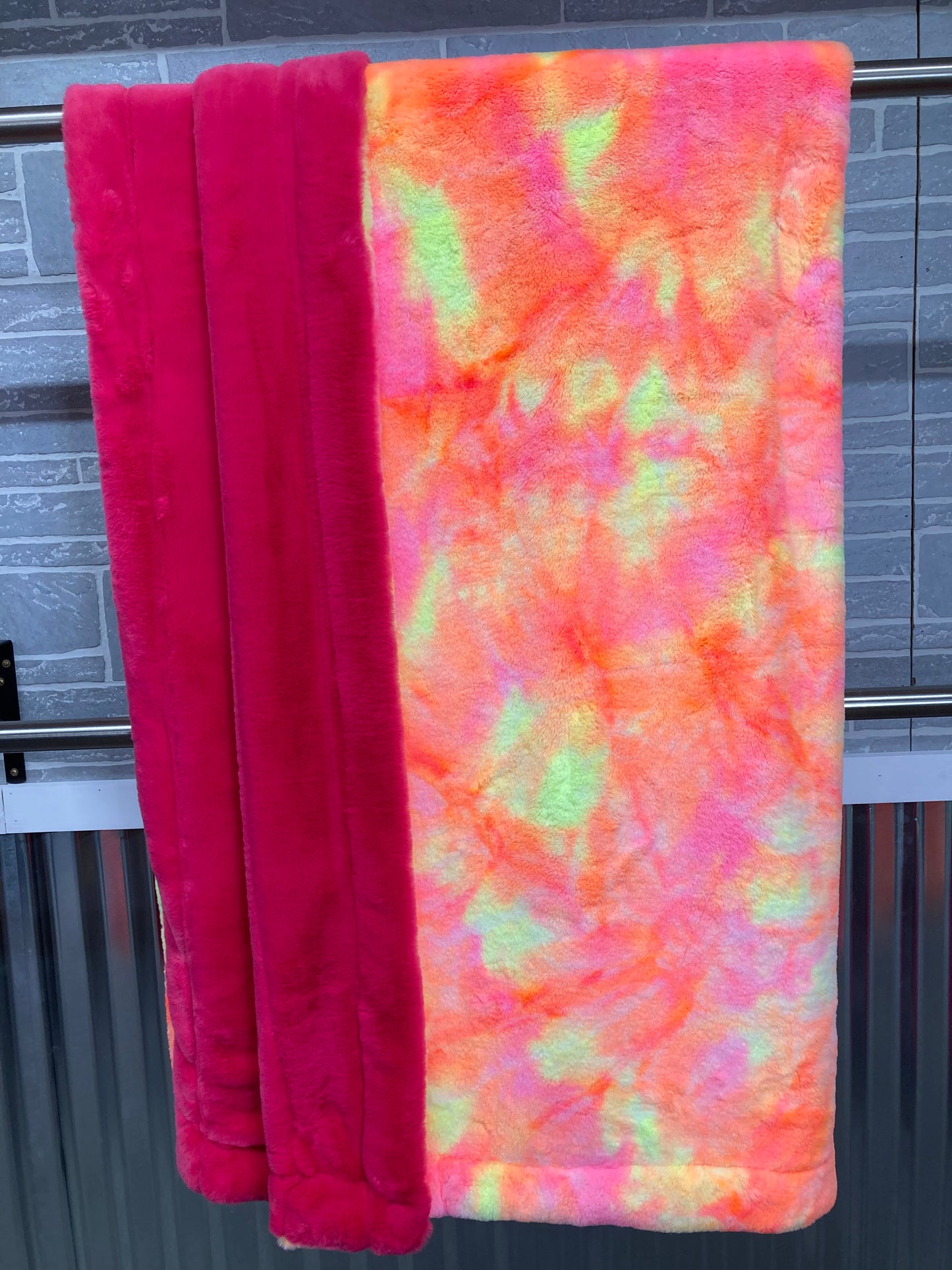 Neon Highlighter Cosmic Seal with Bright Rose Koala